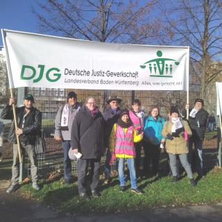DJG-BW geht auf die Straße für mehr Einkommen.